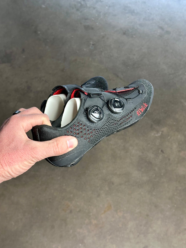 Fizik R1 Infinito and R1 Infinito Knit Road Shoes